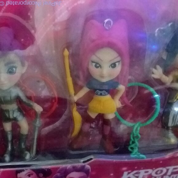 Demon Hunters Zoey Mira Rumi K-Pop Keychains - Picture 3 of 4